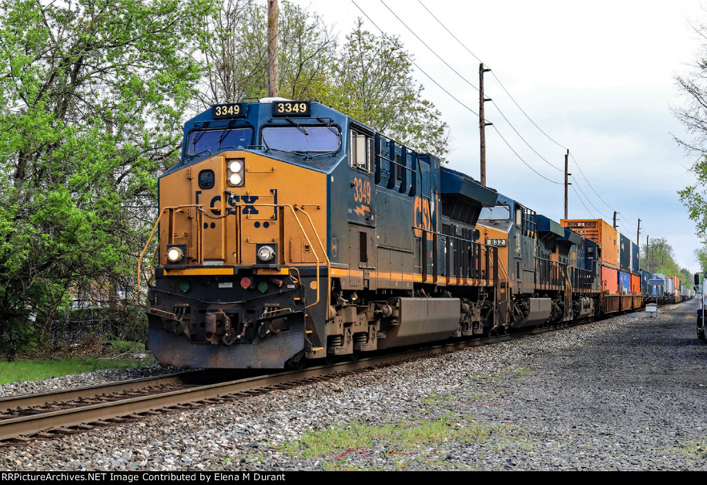 CSX 3349 on I-008